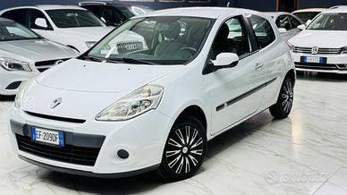 Renault Clio 1.2 16V 3porte Luxe 65.000KM