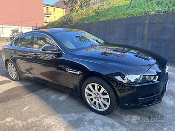 Jaguar xe (x760) - 2016