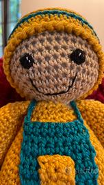 Bambola amigurumi