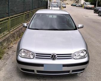 Volkswagen Golf 4