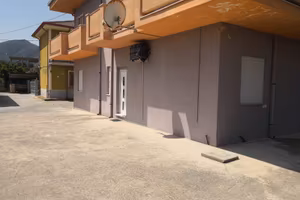 Bilocale 5 posti pianoterra sul mare