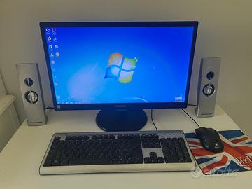 PC fisso Asus + Monitor Philips 22'' a 200 Euro