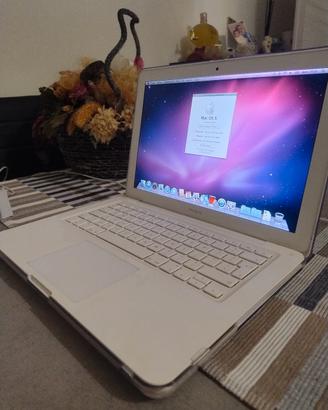 MacBook White Unibody - 8GB RAM - SSD