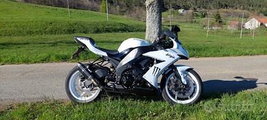 Kawasaki ZX-10 - 2010