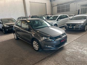 Volkswagen Polo 1..2 gpl-2011-NEOP.