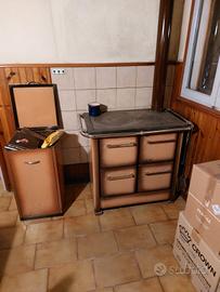 Cucina a legna con forno  piu porta legna 