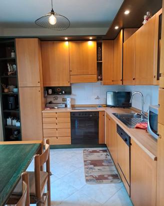 Cucina completa in legno