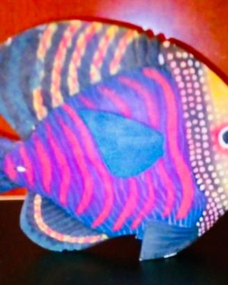 Pesce Scultura lignea dipinta a mano. Perfetta