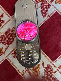 MOTOROLA AURA