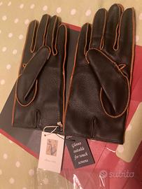 Guanti Merola