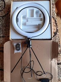 TV Live Luce per selfie, 10.2" LED 