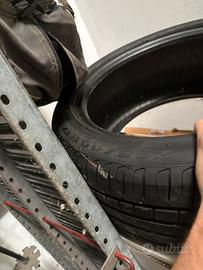 Gomme 245/40 R17