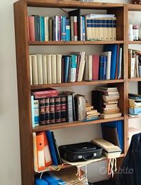 Appartamento centrale parzialmente arredato