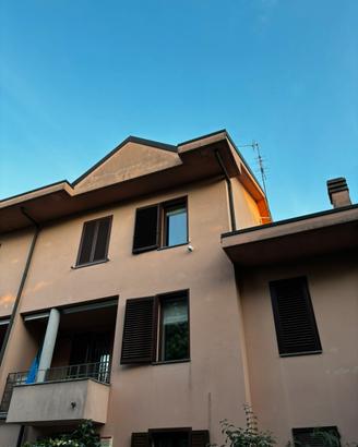 Villetta a schiera di 150 mq con parchetto interno