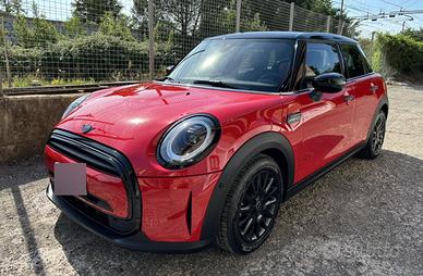 MINI COOPER 5 PORTE AUTO FULL OPTIONAL MINI ROMA