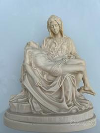 Statua Pieta di Michelangelo, Amilcare Santini