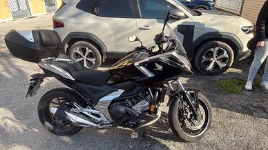 HONDA NC750X DCT 2025