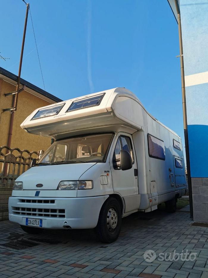 Thetford C224-CW WC chimico da incasso camper - Caravan e Camper In vendita  a Pescara