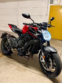 MV Agusta, Brutale 800 Rosso