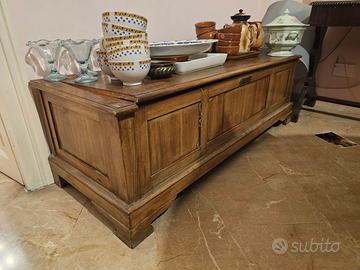 Cassapanca in legno massello
