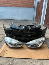 Musata incompleta renault clio 4 serie 2017