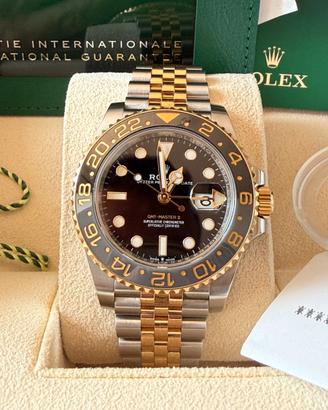 Rolex GMT 126713GRNR full set pari nuovo 2024. ITA