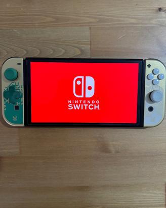 Nintendo Switch OLED Tears of the Kingdom + grip
