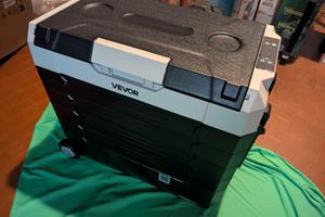 VEVOR Frigorifero da auto 55 L  con 2 ruote e App