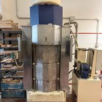 Pressa rotativa ceramica