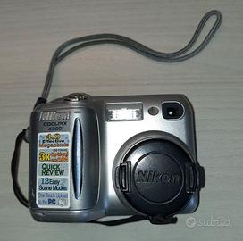 Nikon Coolpix E4300