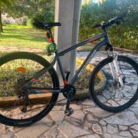 MB Decathlon ST120 in buone condizioni