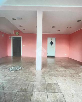 NEGOZIO A SANT'AMBROGIO DI TORINO