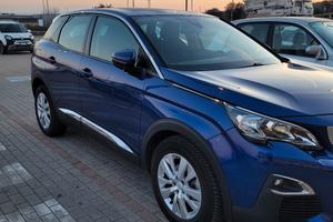 peugeot 3008  Blue hdi SeS  EAT8 allure 96 kw