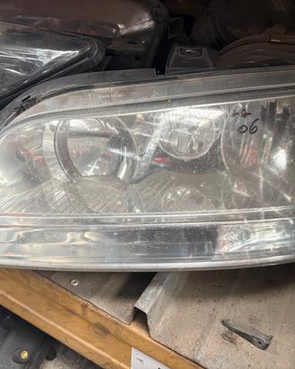 FARO ANTERIORE SINISTRO FIAT MULTIPLA ANNO:2007