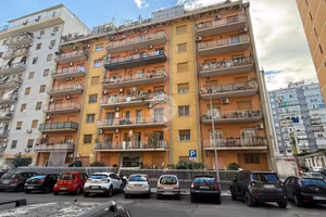 5 LOCALI A PALERMO