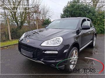 Porsche Cayenne 4.8 Turbo tiptronic FL