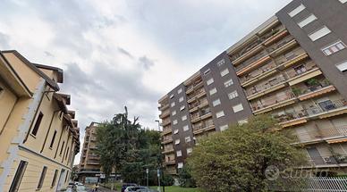 Trilocale 95 mq con balcone, cantina e posto auto