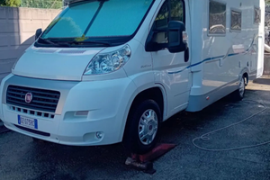 Semintegrale Adria Coral sport 670 super Lusso