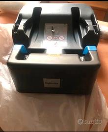 ovetto inglesina e supporto auto