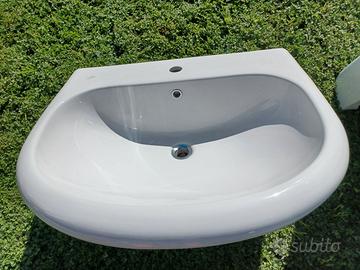 LAVANDINO BAGNO CON COLONNA IDEAL STANDARD