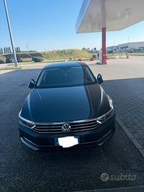 Volkswagen passat 2.0 dsg 150 cv