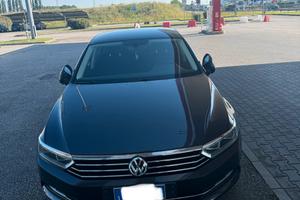 Volkswagen passat 2.0 dsg 150 cv