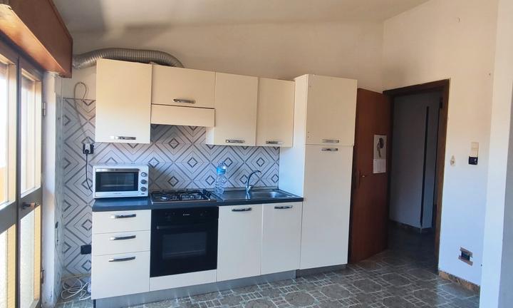 Trivano arredato assemini