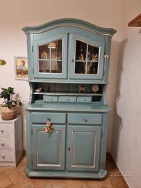Mobile credenza