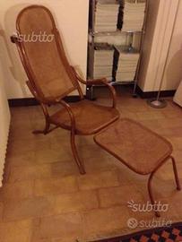 Rara sedia pieghevole Thonet con poggiapiedi 1865