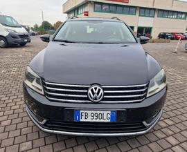 VOLKSWAGEN - Passat Variant - 2.0 16V TDI DSG