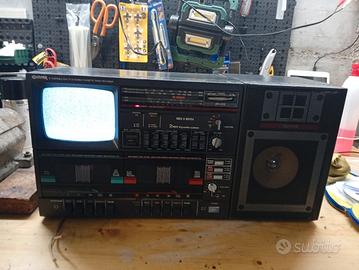 Stereo a cassette con TV incorporata anni 70