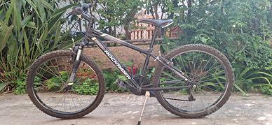 Bicicletta Rockrider ST500 24 pollici
