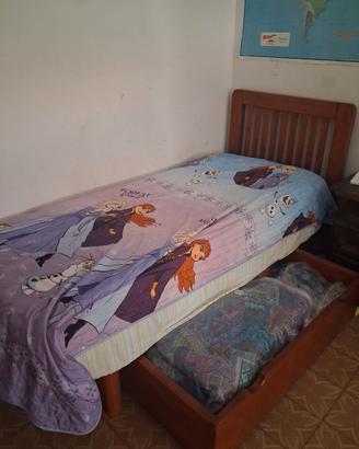 Letto singolo in legno di ciliegio con cassetto