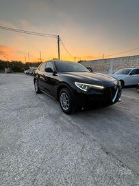 Alfa Romeo Stelvio 2.2 Turbodiesel 190 CV AT8 Q4 B